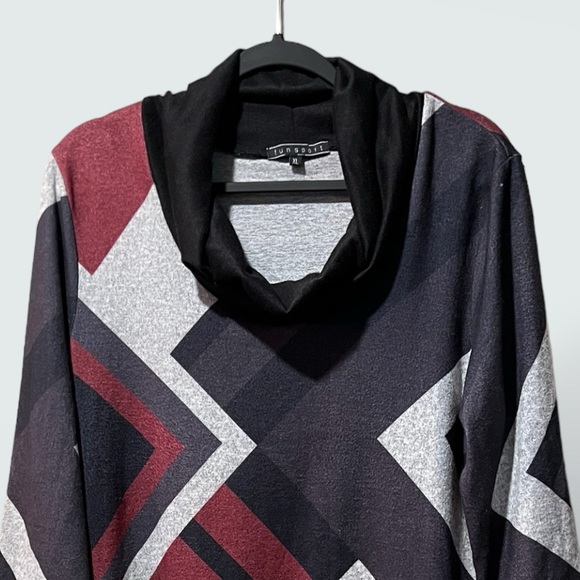 Funsport Black/Burgundy/Grey Geometric Print Cowl Neck Knit Tunic Top - Picture 4 of 11